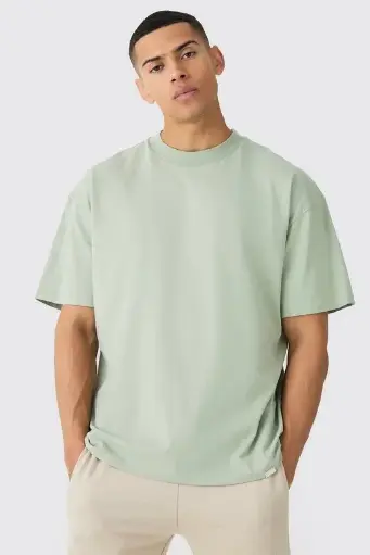 OVERSIZED T-SHIRT