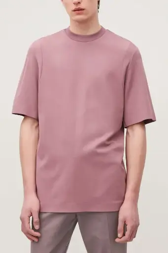 OVERSIZED T-SHIRT